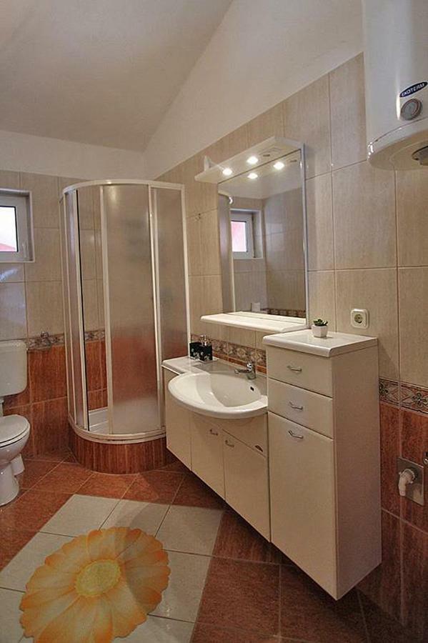 Villa Lilly Cesarica Εξωτερικό φωτογραφία