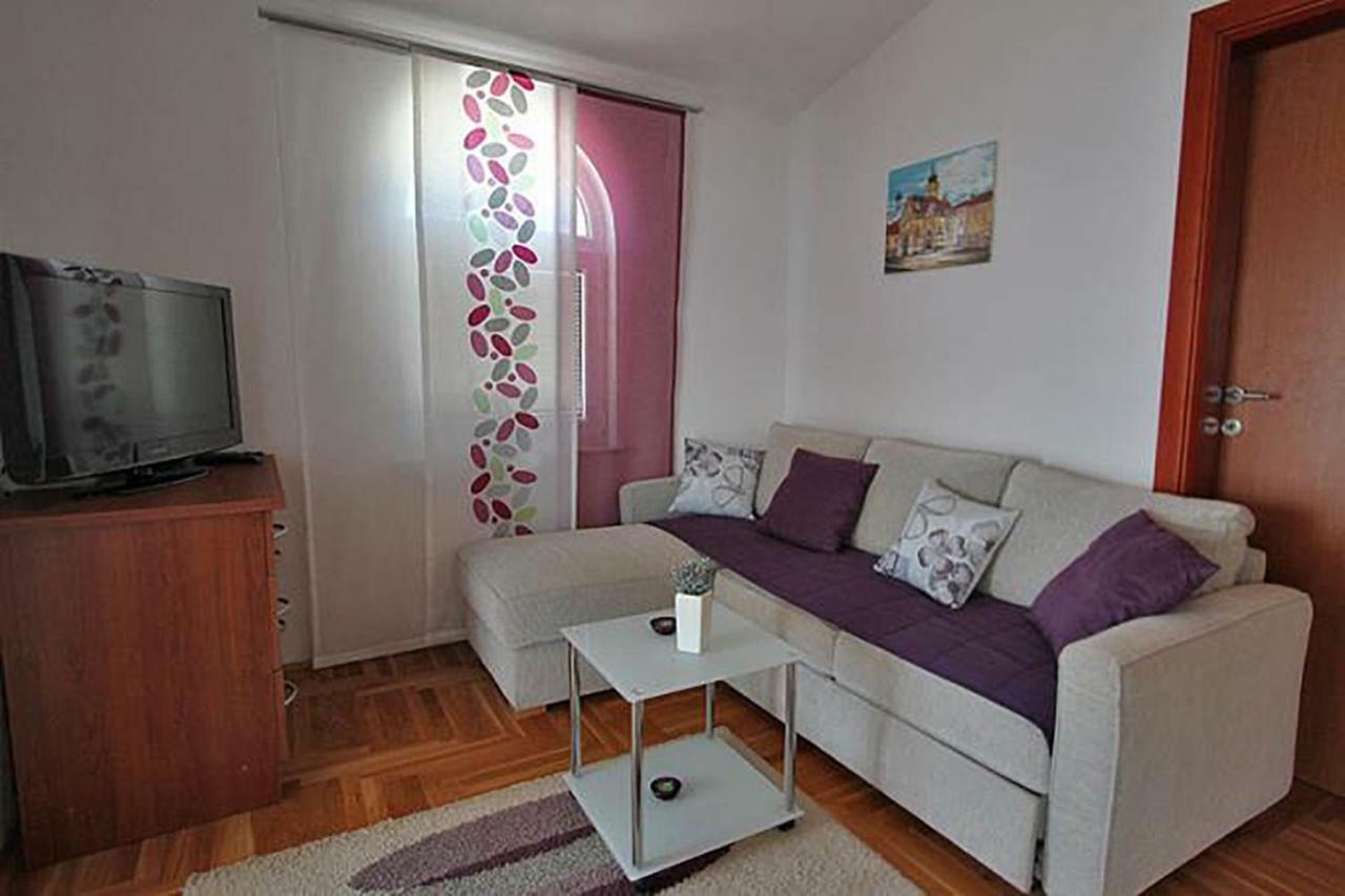 Villa Lilly Cesarica Εξωτερικό φωτογραφία