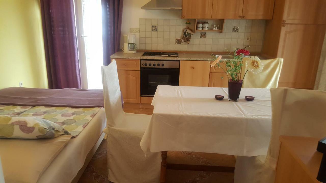 Villa Lilly Cesarica Εξωτερικό φωτογραφία