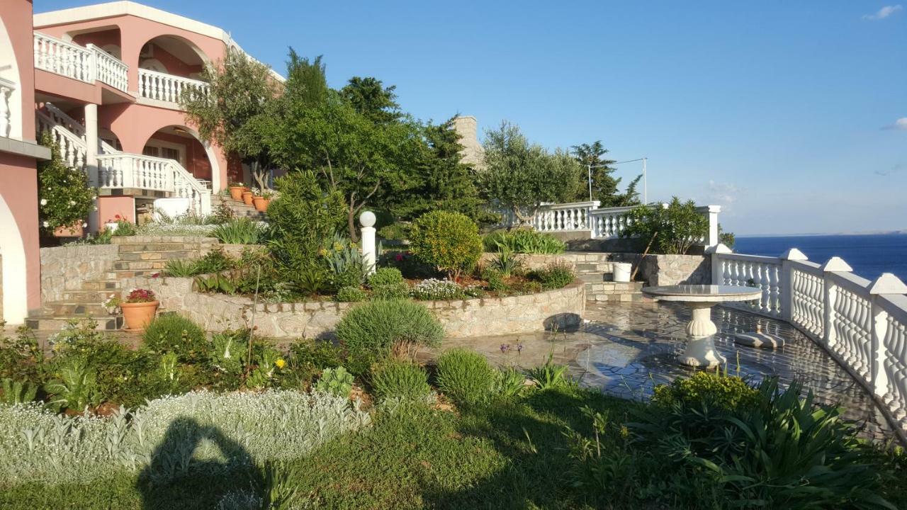 Villa Lilly Cesarica Εξωτερικό φωτογραφία